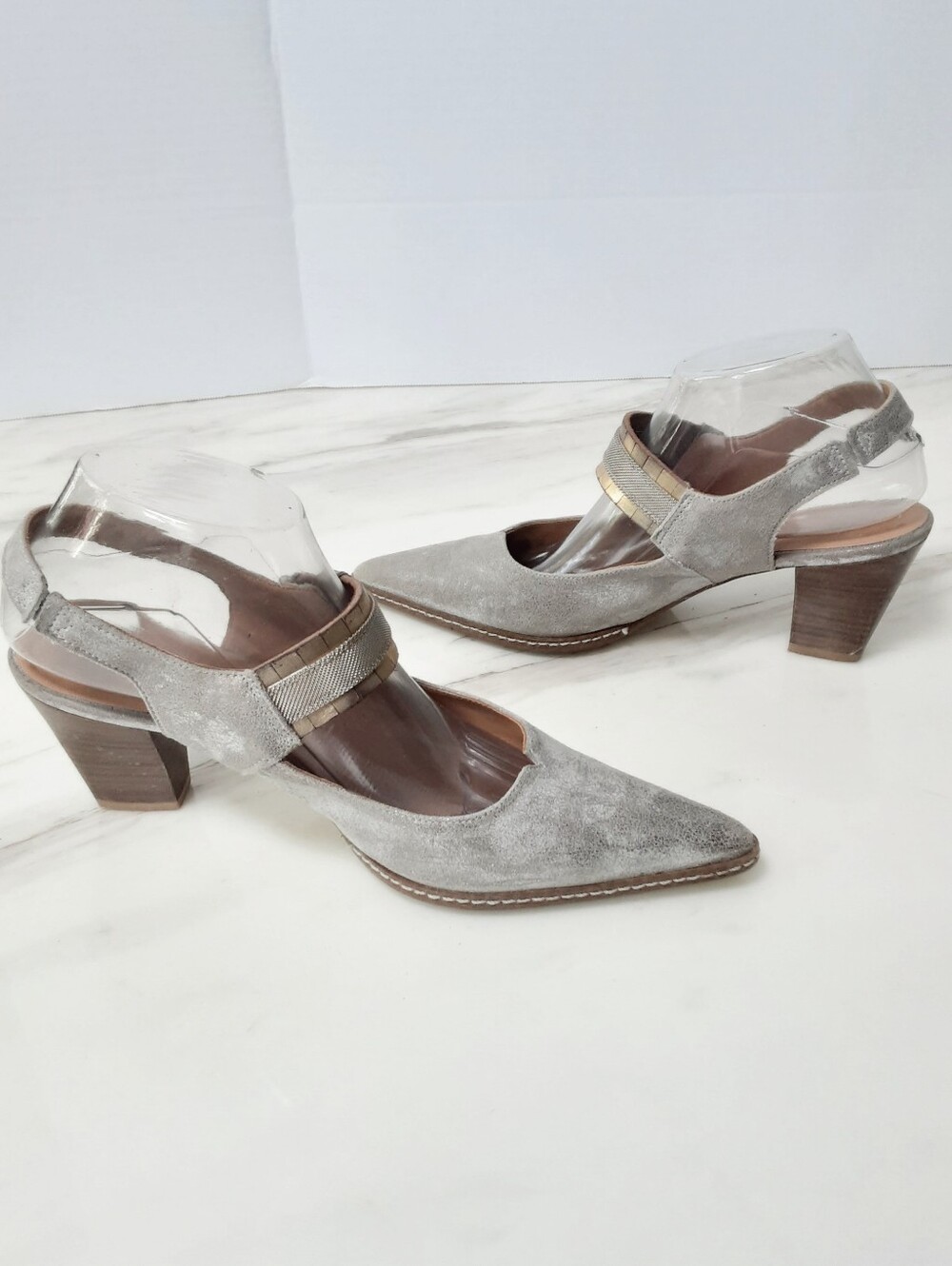 SUNDANCE Versailles Metallic Taupe Suede Pointed Toe Slingback Heels Sz 40